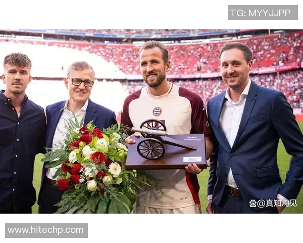 凯恩带领球队勇夺冠军荣耀时刻终于到来球迷欢呼声震天响